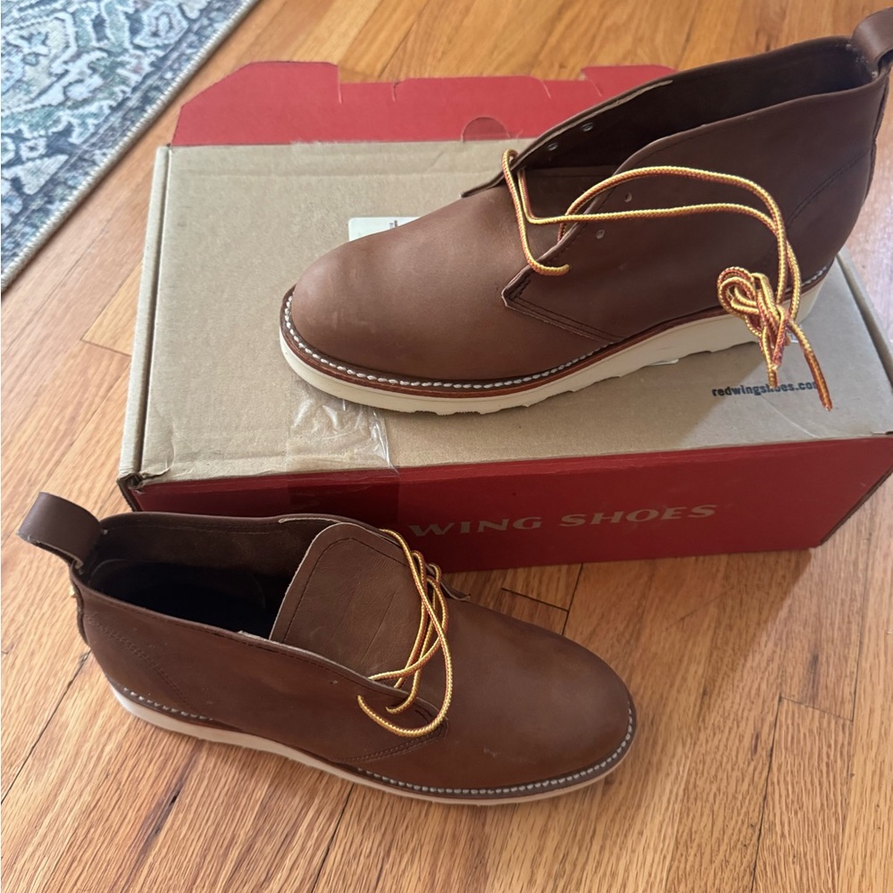 Red Wing Shoes Brown Chukka Boots with Crepe Soles